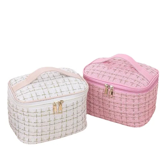 The New Small Fragrance Large-Capacity High-Value Hand-Held Cosmetics Storage Bag