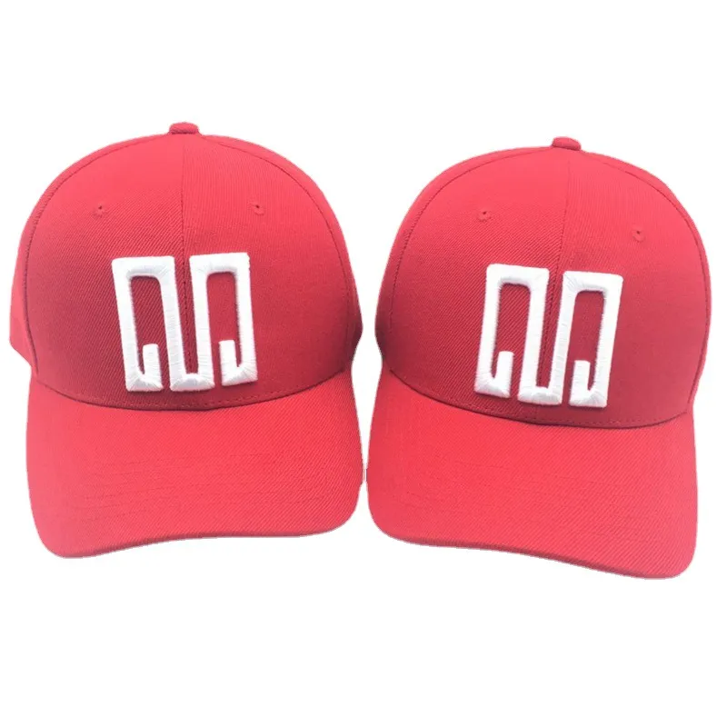 Fashionable Embroidered Customizable Baseball Hat