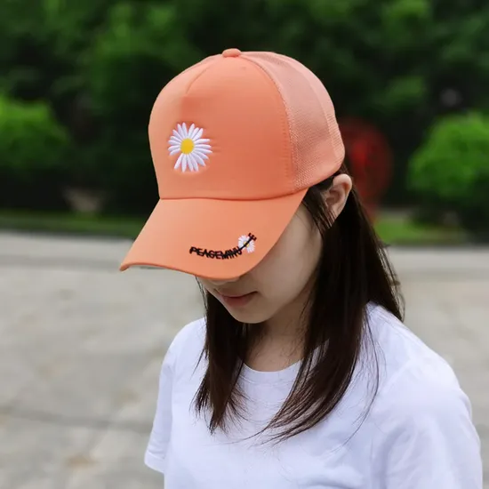 Daisy Sunscreen Mesh Baseball Hat