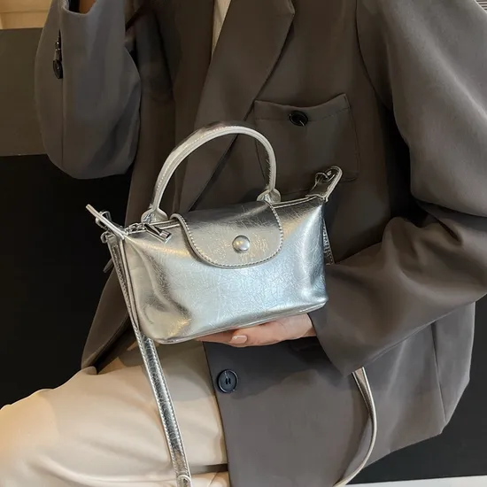 New Retro Handheld One Shoulder Crossbody Bag