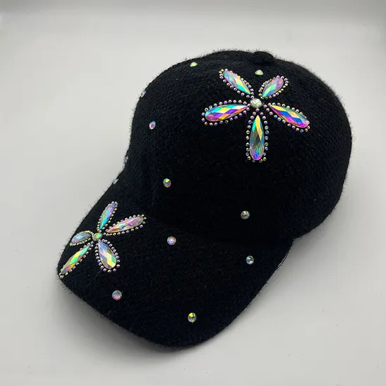 Women′s Autumn and Winter Thickened Warm Water Diamond Duck Tongue Hat