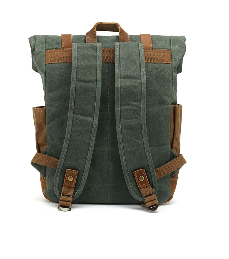 Retro Waterproof Large Capacity Contrasting Leather Shoulder Bag