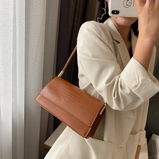 Crocodile Pattern Handheld Retro Versatile Small Square Bag