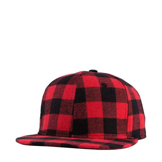 Autumn and Winter New European and American Fashion Cotton Black and Red Plaid Hip-Hop Baseball Cap
