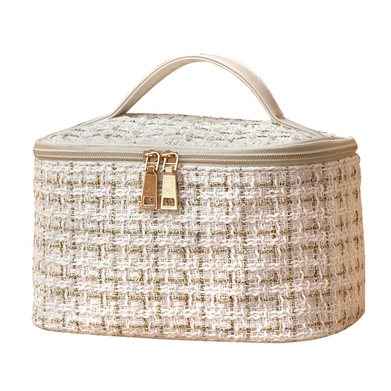 Large-Capacity Portable Travel Cosmetic Bag, High-Value Small Fragrance Clutch