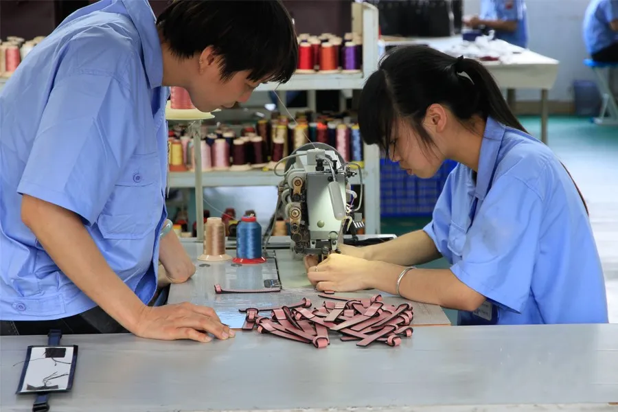 Men&prime;s Toiletry Travel Double-Layer Moisture-Proof Storage Makeup Bag