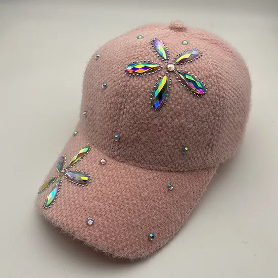 Women′s Autumn and Winter Thickened Warm Water Diamond Duck Tongue Hat