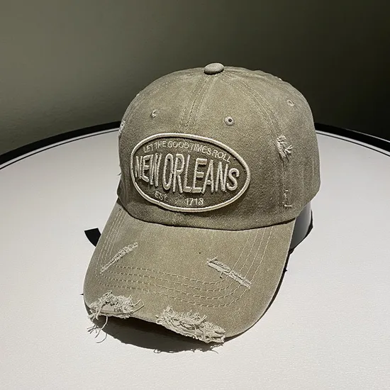 Worn Letters Embroidered Versatile Sun Shading Baseball Cap